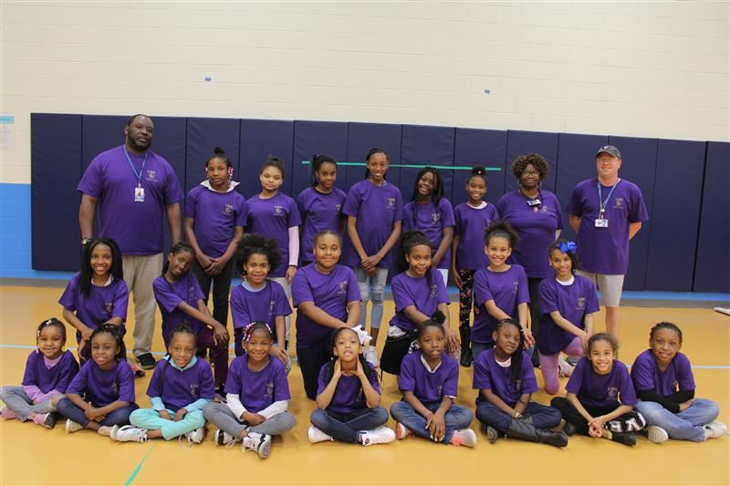 Girls Track Team 2019