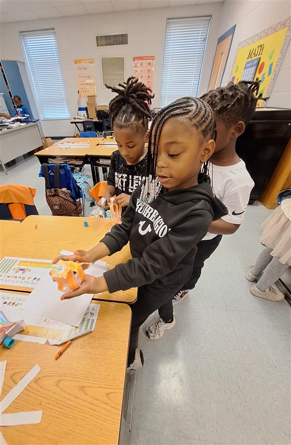 Diamond Lakes 1st Grade
